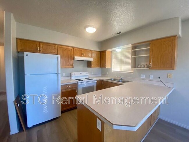 Building Photo - 473 E 1100 S