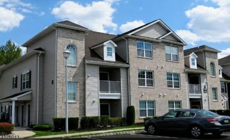 Primary Photo - 1161 Morning Glory Dr