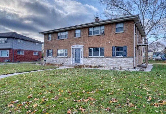 Foto del edificio - 7233 W Lakefield Dr
