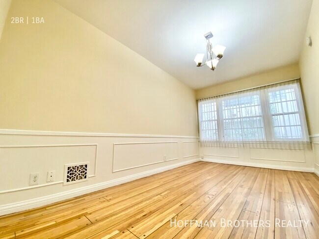 Foto del edificio - 10386 Holman Ave