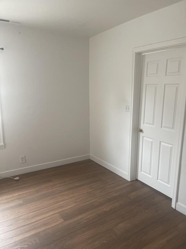 Building Photo - 267 S 700 E