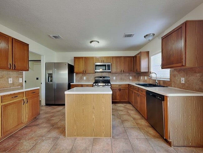 Building Photo - 4811 Russet Trail Ct