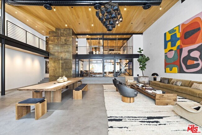 Foto del edificio - 1345 Abbot Kinney Blvd