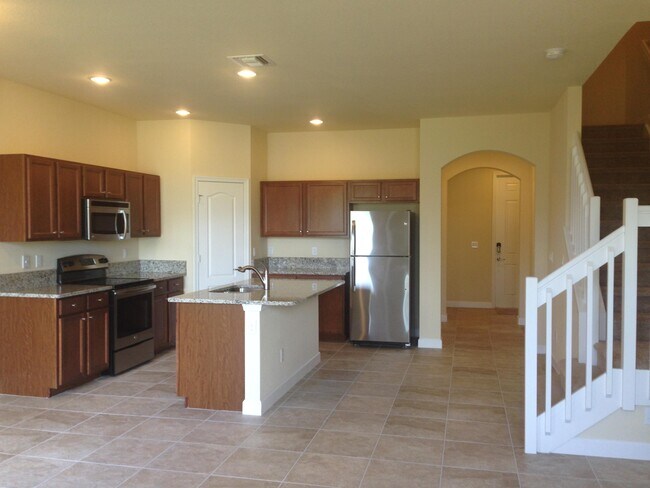 Building Photo - 5037 Ashley River Rd