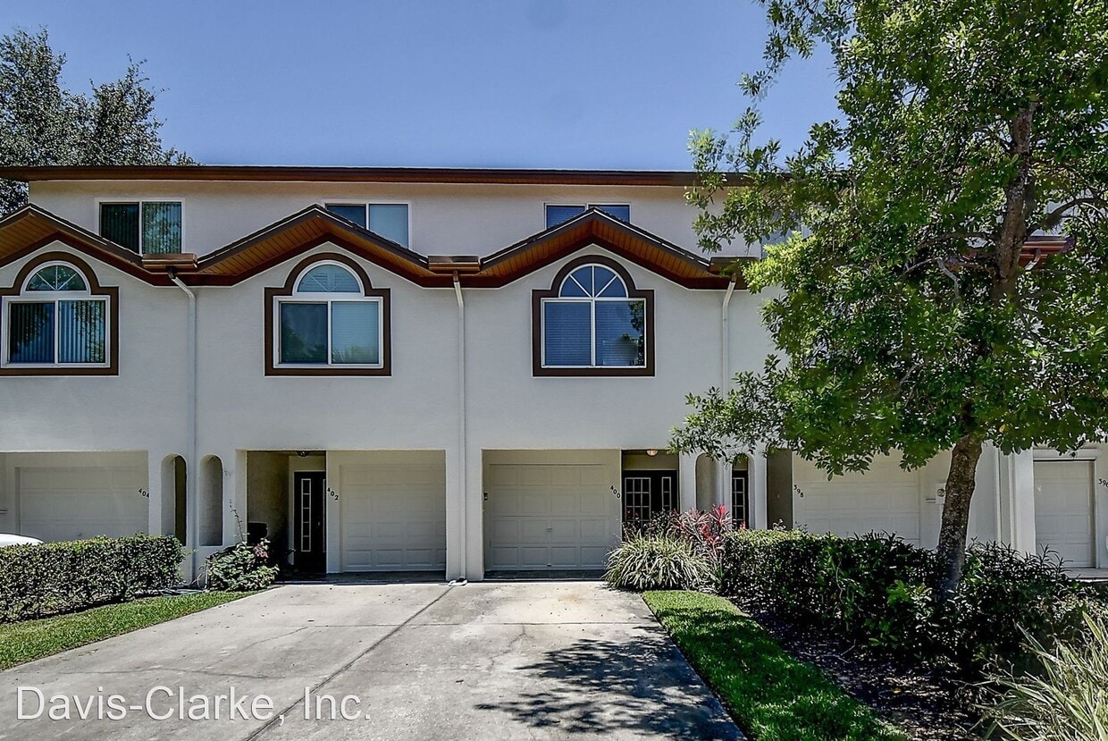 Primary Photo - 3 br, 3 bath House - 400 Madeira Circle