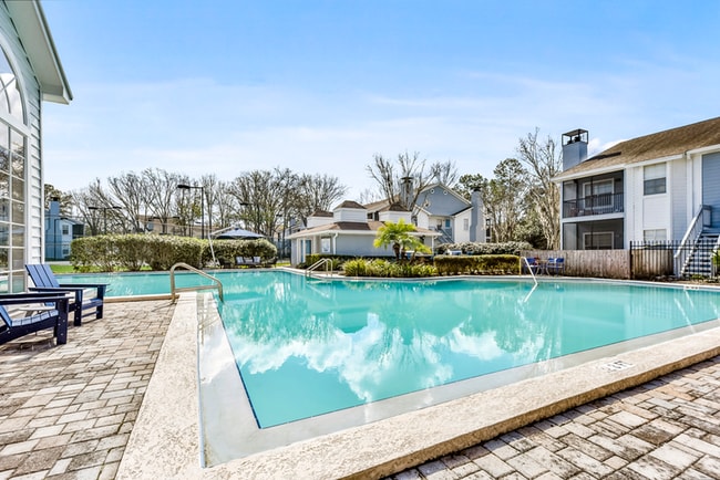 Building Photo - Elliot Baymeadows