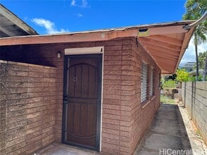 Building Photo - 3458 Maunaloa Ave