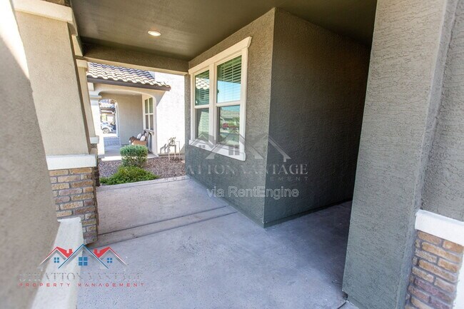 Foto del edificio - 15075 W McKinley St