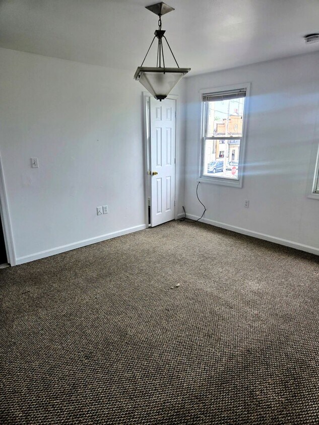 Foto principal - 1150 Ferry St