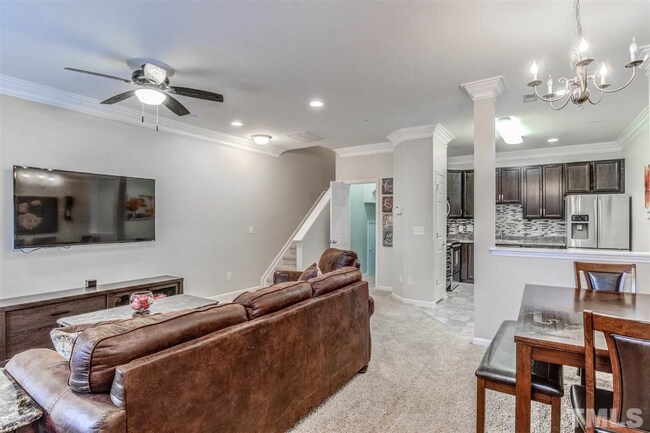 Building Photo - Fantastic 3 Story Townhome in East Raleigh...