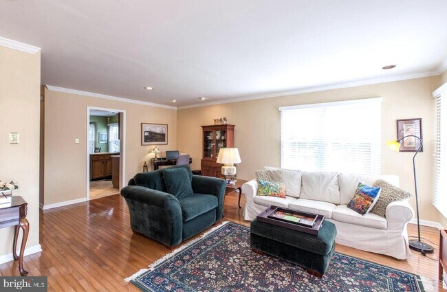 Building Photo - 1057 Harriman Ct