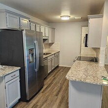 Building Photo - 284 Minz Park Cir