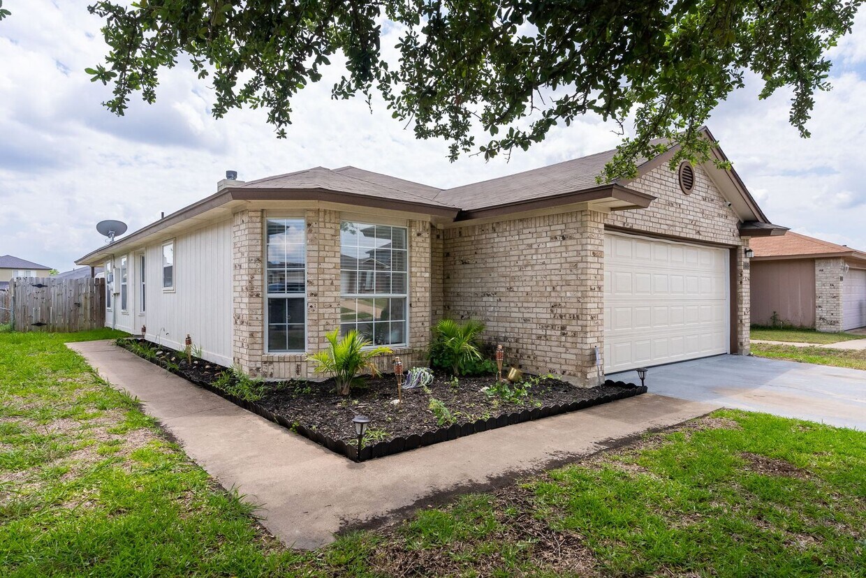 Foto principal - 2212 Schwald Rd