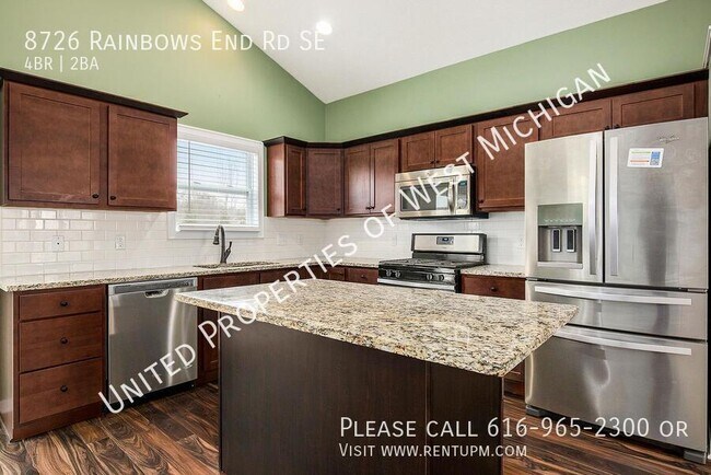Building Photo - Available Now | 4 bed 2 bath Single-Family...