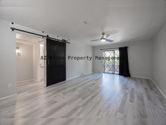 Foto del edificio - 7777 E Main St