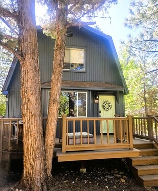 Photo of 564 Cedar Ln, Sugarloaf, CA 92386