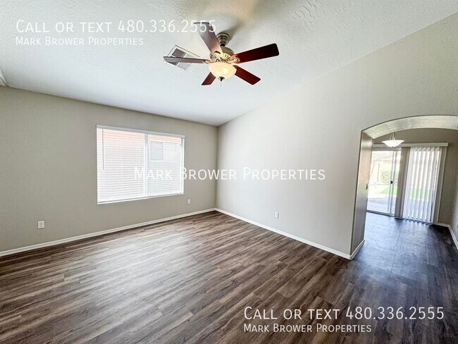 Building Photo - 1476 E Rolls Rd