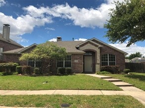 Building Photo - 3208 Avery Ln