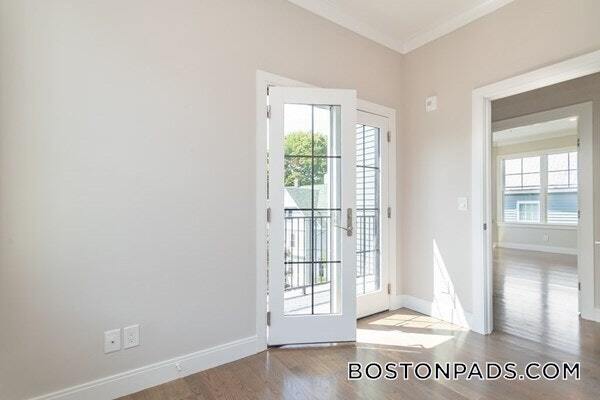 Foto del edificio - 3247 Washington St