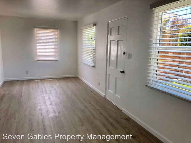 Building Photo - 1 br, 1 bath House - 2022 Pomona Avenue #A