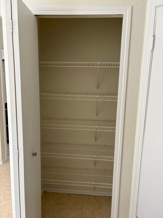 Building Photo - 1701 The Greens Way