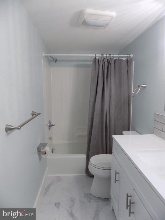 Foto del edificio - 106 Bancroft Rd