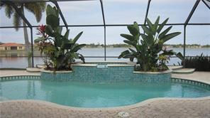 Primary Photo - 2210 Grove Dr