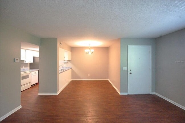 Building Photo - 4810 S Dauphin Ave