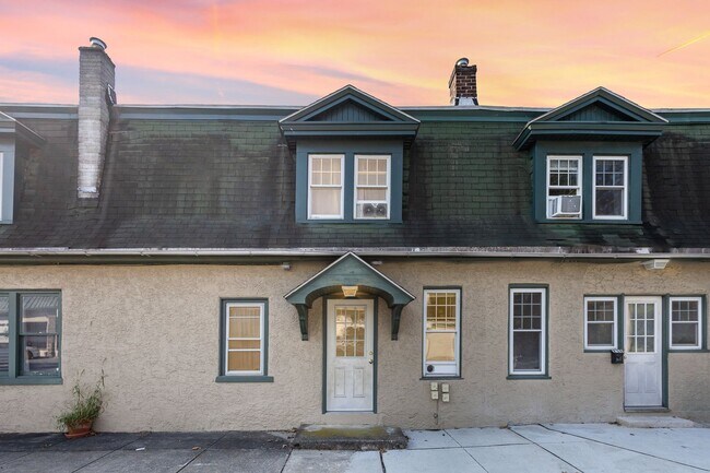 Foto del edificio - 342 N Cedar St