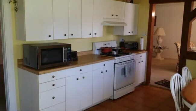 Foto del edificio - 1440 Gentry Rd