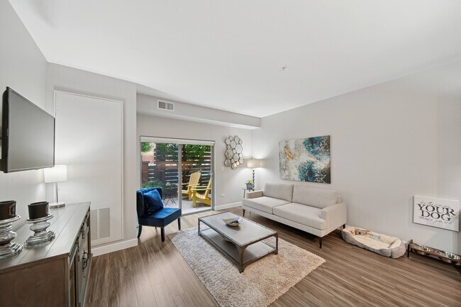 Foto del edificio - Uptown La Grange