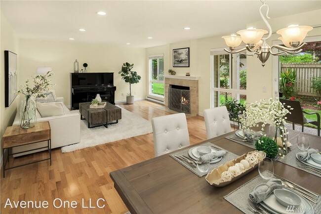Foto del edificio - 3 br, 2 bath House - 10221 NE 16th St Unit H5