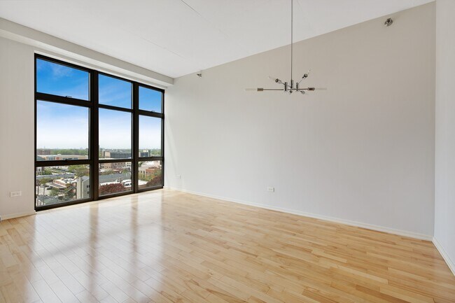 Foto del edificio - 1000 W Leland Ave