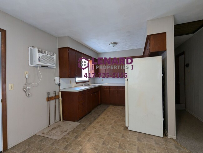 Building Photo - 502-506 N Wilson