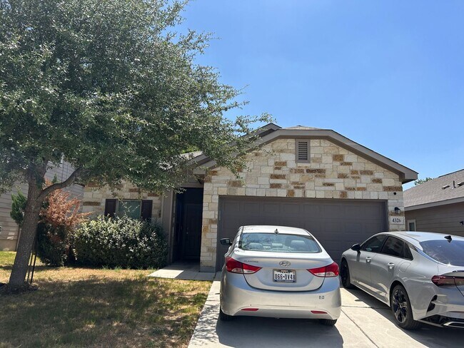 Foto del edificio - 4326 Stanley Park