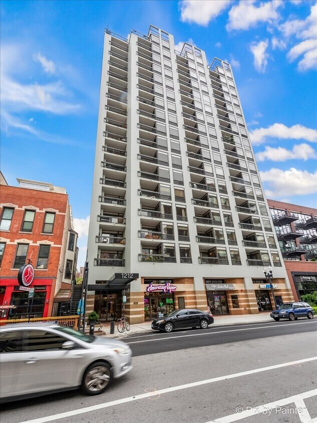 Primary Photo - 1212 N Wells St