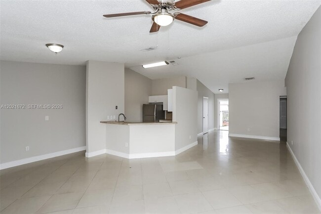 Foto del edificio - 12324 SW 198th St