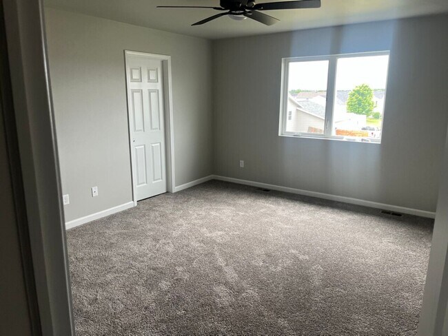 Foto del edificio - Welcome to Moon Ridge, Lincoln ND's new de...