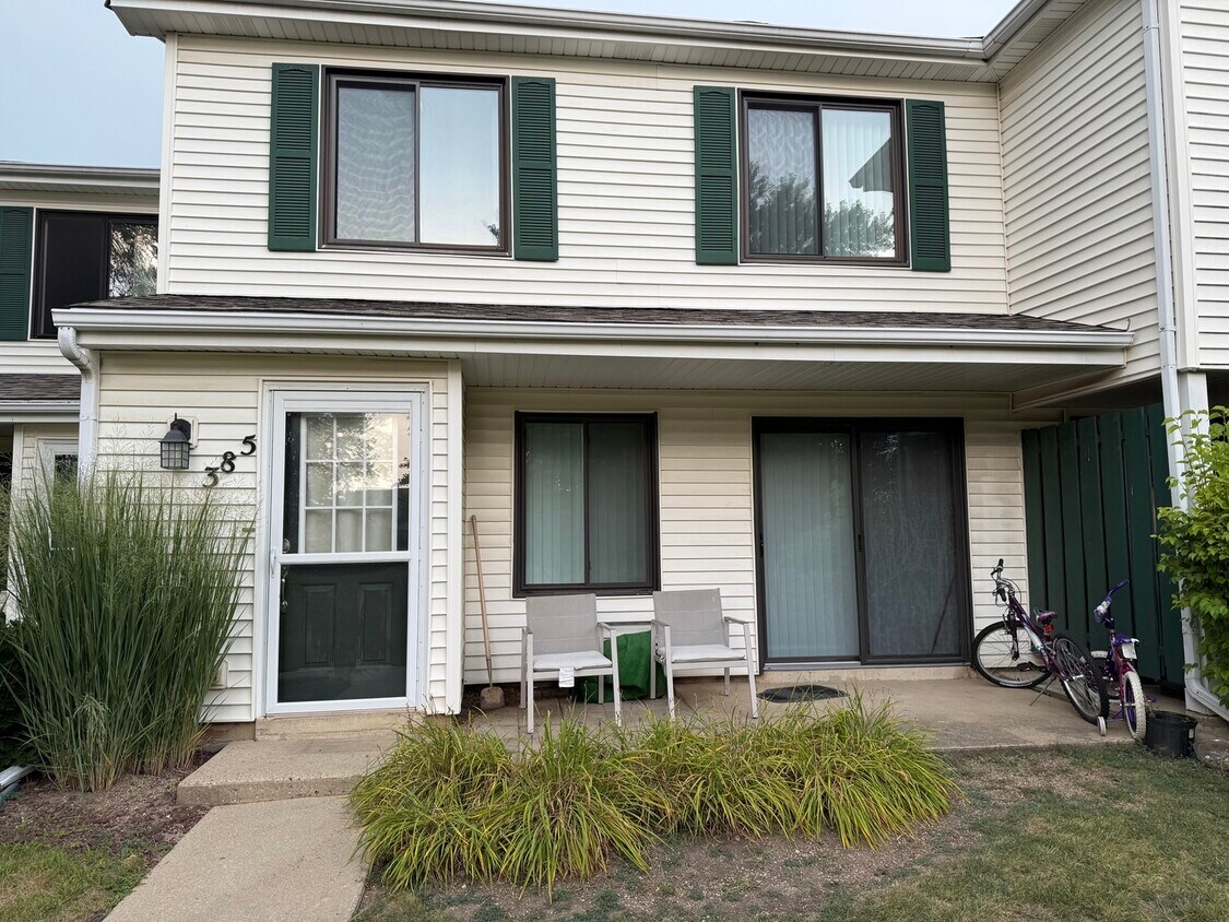 Foto principal - 385 Pierce Ct