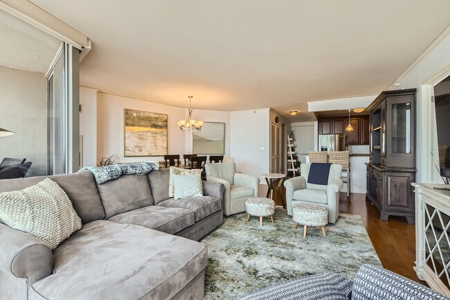 Foto del edificio - 420 E Waterside Dr