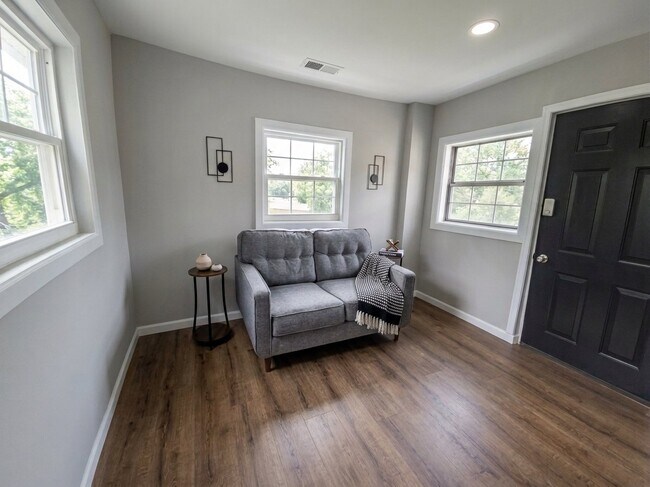 Foto del edificio - 2732 Reisterstown Rd