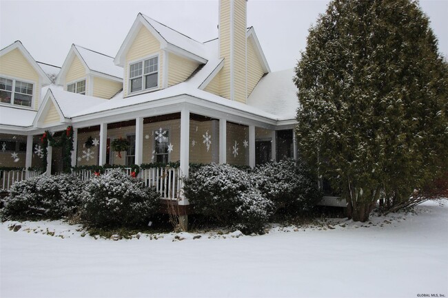 Foto del edificio - 2113 Donnan Rd