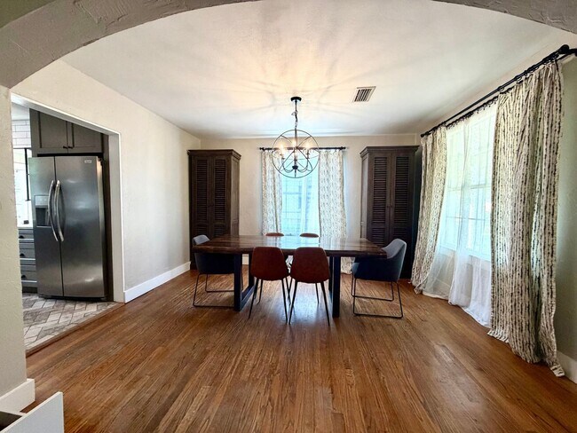 Foto del edificio - 1760 Mayview Rd