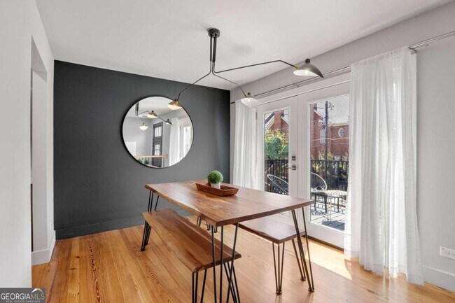 Building Photo - 160 5th St NE