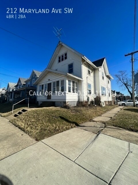 Primary Photo - Spacious 4 bedroom house for rent in Canto...
