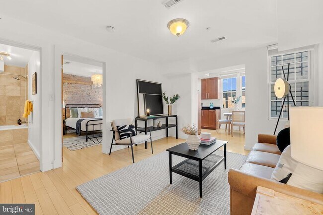 Foto del edificio - 3510 16th St NW