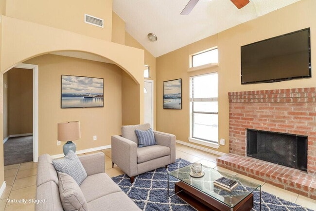 Building Photo - 6721 Rhea Ridge Dr