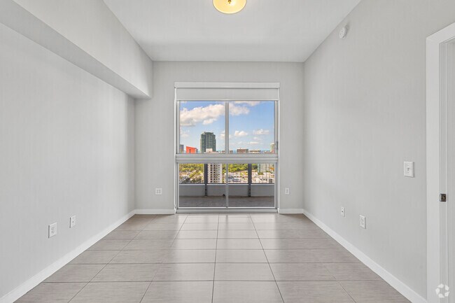1 habitación, 1 baño - 730 pies cuadrados - Dormitorio - Brickell View Terrace