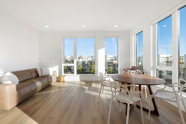 Foto del edificio - 52 Kirkwood Ave