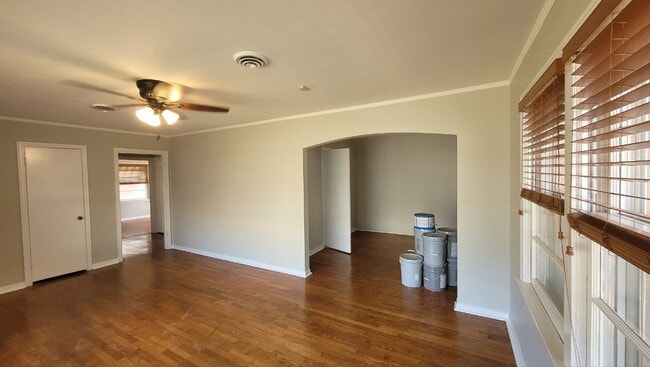 Foto del edificio - 1209 Look St